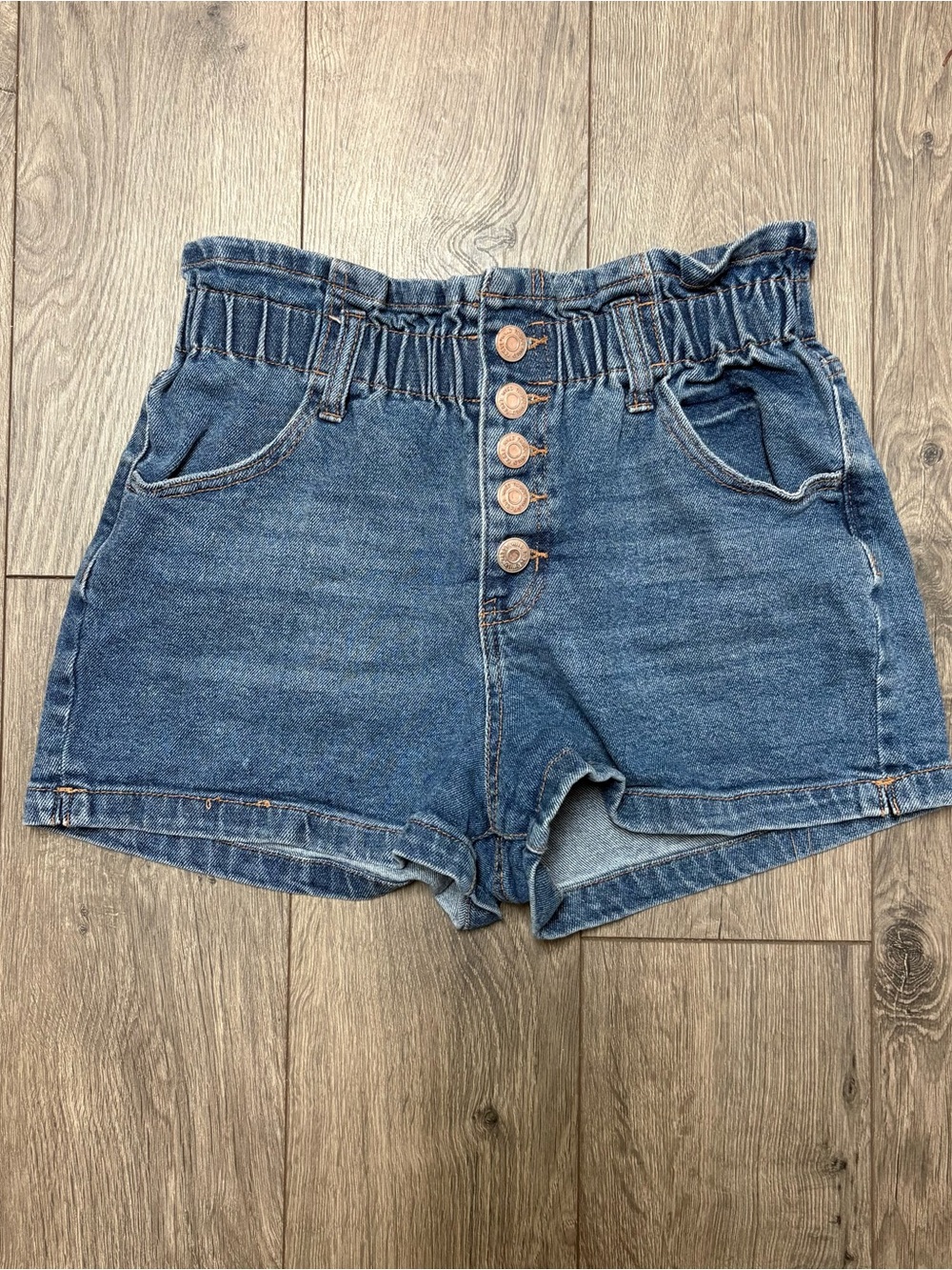 High waisted jeans shorts
